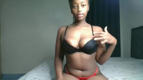 Kittypettite online show from April 2026 09:18:01 AM