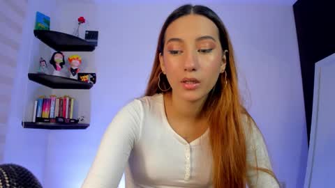 kitty online show from November 2025 04:46:01 AM