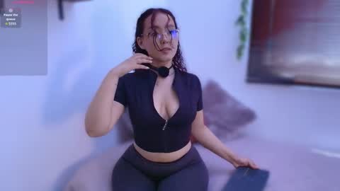 Sophie online show from June 2026 03:47:02 PM