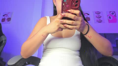 Snapshot of kittystar18 chatting on May 2026 05:52:02 PM kitty online show from May 2026 05:52:02 PM