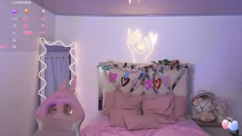 Kitty  online show from February 2025 01:44:02 AM