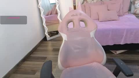 Kitty  online show from February 2025 07:09:01 PM