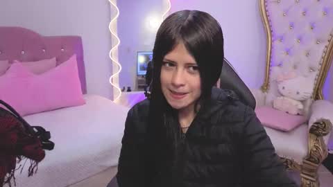 Kitty  online show from November 2025 11:42:01 AM