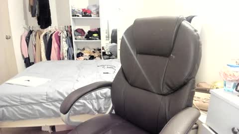 Snapshot of kittywantslove23 chatting on October 2025 11:36:01 PM kittywantslove23 online show from October 2025 11:36:01 PM