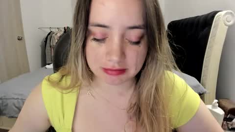 Snapshot of kittywantslove23 chatting on November 2025 11:59:01 PM kittywantslove23 online show from November 2025 11:59:01 PM