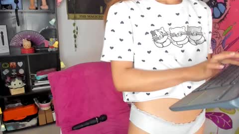 Kitty Zen online show from March 2025 05:02:01 PM