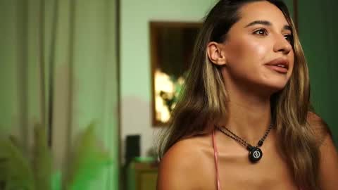 Erika online show from September 2025 06:44:01 PM