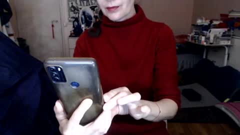 KiuminBerry online show from February 2025 10:56:02 AM