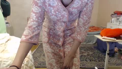 KiuminBerry online show from November 2025 02:30:01 PM