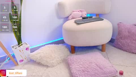  Tiffanii  online show from October 2025 12:04:02 PM