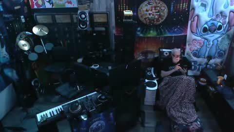 Snapshot of kiveuxmakeu chatting on January 2026 06:28:02 AM kiveuxmakeu online show from January 2026 06:28:02 AM