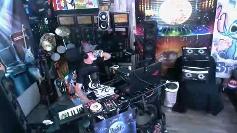 Snapshot of kiveuxmakeu chatting on January 2026 06:34:01 PM kiveuxmakeu online show from January 2026 06:34:01 PM