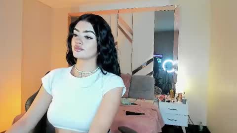 Kiwi online show from December 2025 11:27:02 AM