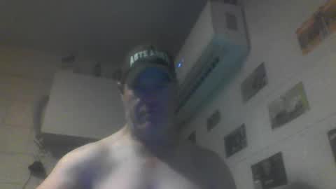 kiwiguy19773 online show from May 2026 07:05:01 AM