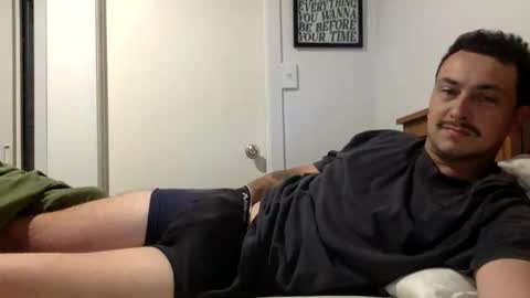 Snapshot of kiwiluke69 chatting on November 2025 10:01:01 PM kiwiluke69 online show from November 2025 10:01:01 PM