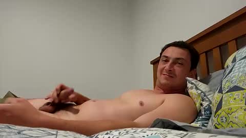 Snapshot of kiwiluke69 chatting on March 2026 06:17:01 AM kiwiluke69 online show from March 2026 06:17:01 AM