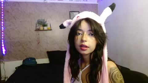 Snapshot of kiyusweetcrazy chatting on August 2026 01:04:02 AM kiyu online show from August 2026 01:04:02 AM