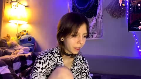 Snapshot of kizziequiroz chatting on November 2025 08:00:01 PM Luna online show from November 2025 08:00:01 PM