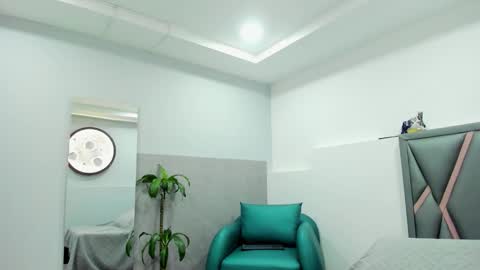 klariz09 online show from September 2025 07:59:01 PM