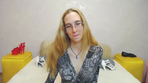 Klary online show from December 2024 11:18:02 AM