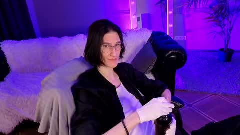 Klaude Jam online show from May 2026 07:10:01 PM