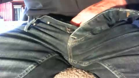 kledenn online show from December 2025 10:53:02 AM