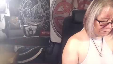 Michelle online show from November 2025 05:29:02 PM