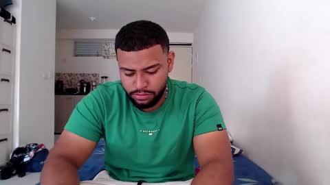 kleyton online show from December 2024 03:33:02 PM