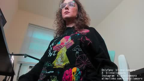 Klintelle Moore online show from December 2024 08:51:01 PM