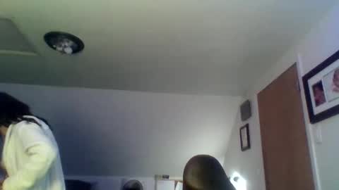 Snapshot of klitzgirl6969 chatting on December 2024 01:33:02 PM Sexy Lil Native88 online show from December 2024 01:33:02 PM