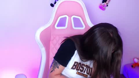 Kloe online show from January 2025 08:21:01 AM