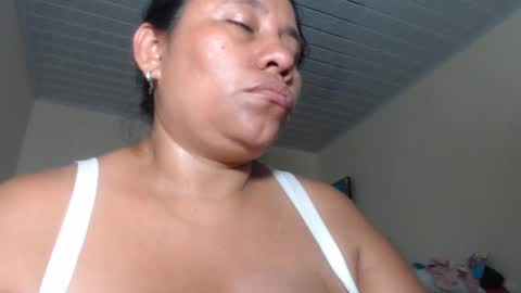 Kloe online show from February 2025 08:43:02 AM