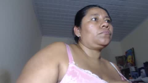 Kloe online show from November 2025 05:44:01 PM