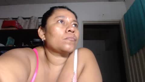 Kloe online show from December 2025 01:11:01 AM