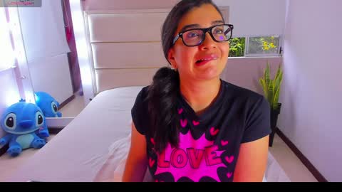 SOPHIA RIVERA online show from December 2024 12:24:01 PM