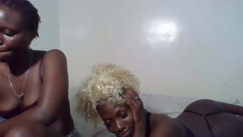 Snapshot of knight_nurse69 chatting on October 2025 07:37:02 PM knight_nurse69 online show from October 2025 07:37:02 PM