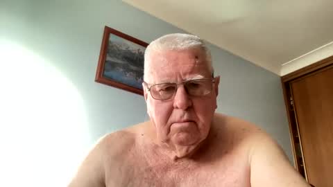 Aussiedude online show from January 2025 08:28:02 PM