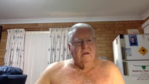 Aussiedude online show from March 2026 11:00:01 PM