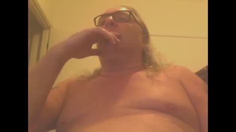 knobout online show from January 2025 09:05:01 AM