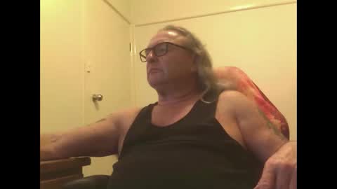 knobout online show from April 2026 02:52:02 PM