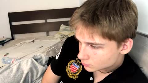 Snapshot of knotsiemens chatting on September 2025 07:35:01 AM Adam online show from September 2025 07:35:01 AM