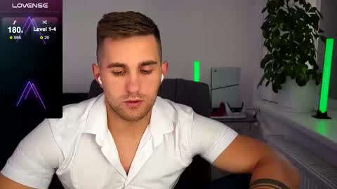 Sweet boy online show from October 2025 11:27:02 AM