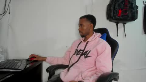 kofi online show from May 2026 04:07:02 AM