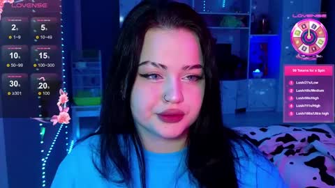 Mia online show from December 2024 08:38:02 PM