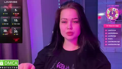 Mia online show from December 2024 08:26:02 PM