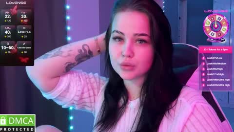 Mia online show from January 2025 07:49:01 PM