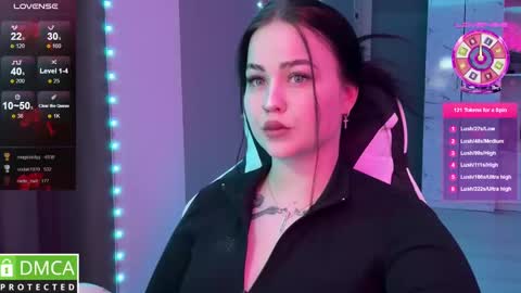 Mia online show from January 2025 12:27:01 AM