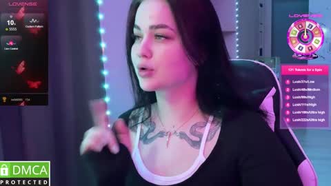 Mia online show from January 2025 07:18:02 PM