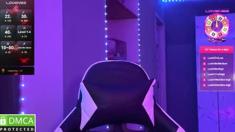 Mia online show from February 2025 11:46:02 PM