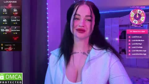 Mia online show from February 2025 12:38:02 AM